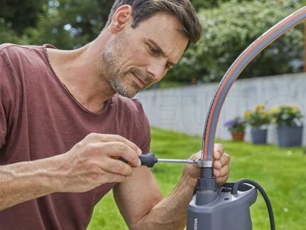 Pompe immergée à pression Gardena 5900/4 inox – pour eaux claires – 900W